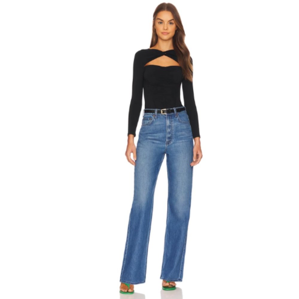 superdown Gabby Cut Out Top in Black NWT - Picture 3 of 3